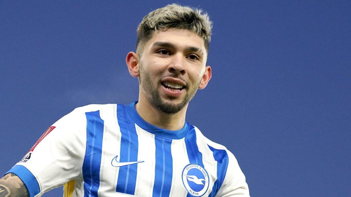 罗马诺:由于几个月前受了重伤,恩西索正在接受额外体检